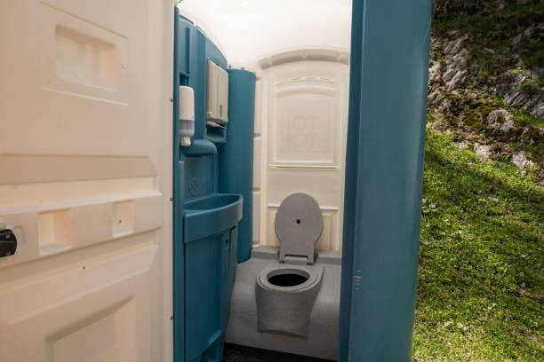 Best Portable bathroom rental  in Shenandoah, PA